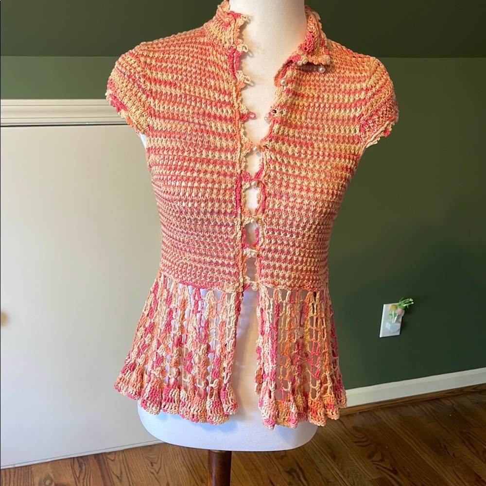 Elegant Crochet Free People Women's Top in coral, pink and Cream - Picture 12 of 12